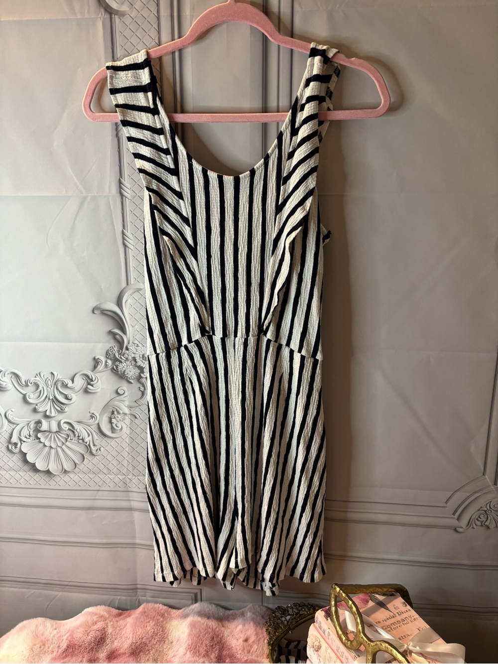 Love Tree Women’s Tank Strap White/Navy Blue Stripe Romper, Size Large